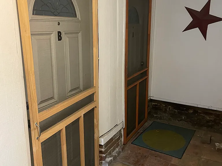 1712 P St #B — Photo 3