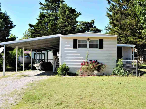 706 Five Lakes Dr, Sulphur, OK 73086