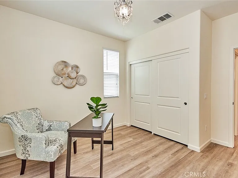 1523 Johnson Ct — Photo 10