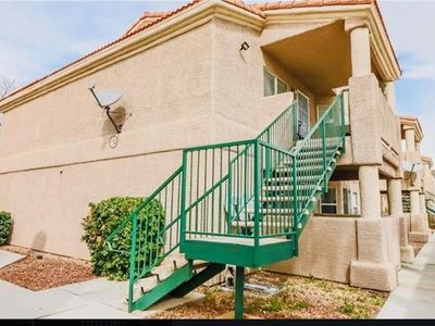 2225 James Bilbray Dr, Las Vegas, NV, 89108