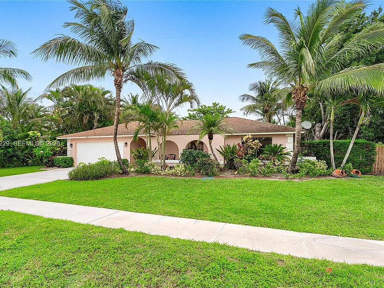 1586 Old Cypress Trl — Photo 2