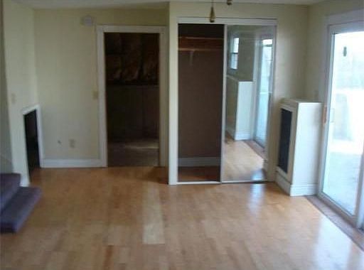 2nd image of 62 Prince St