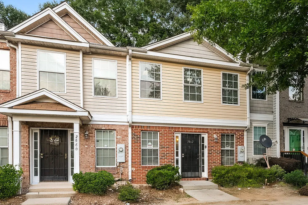 2 bed, 2.5 bath, 1528 sqft, $1,580 — Photo 4