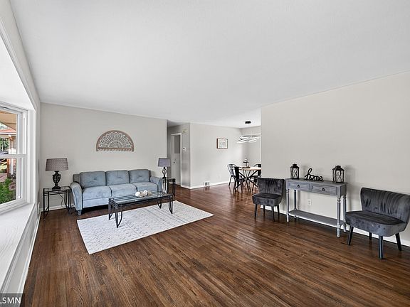 2nd image of 672 80th Ave NE
