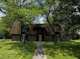 7314 Noble St APT 1, Merrillville, IN 46410