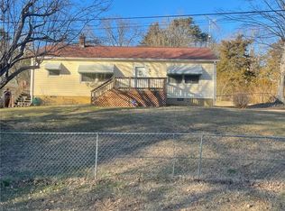 114 Vance Ct, Winston Salem, NC 27105