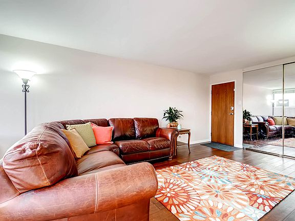 4th image of 789 Clarkson St #402