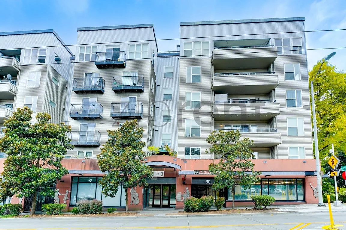 2 bed, 975 sqft, $3,300 — Photo 1