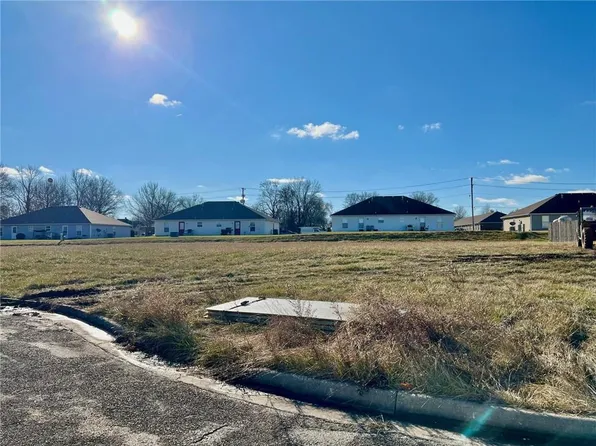 LOT 14 E Spring Cir, Odessa, MO 64076