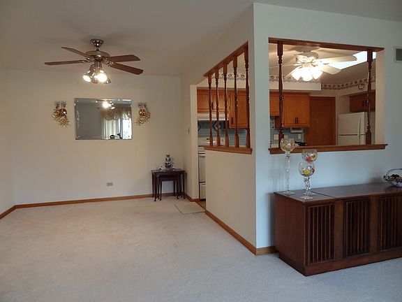 3rd image of 15632 Wild Rose Ln