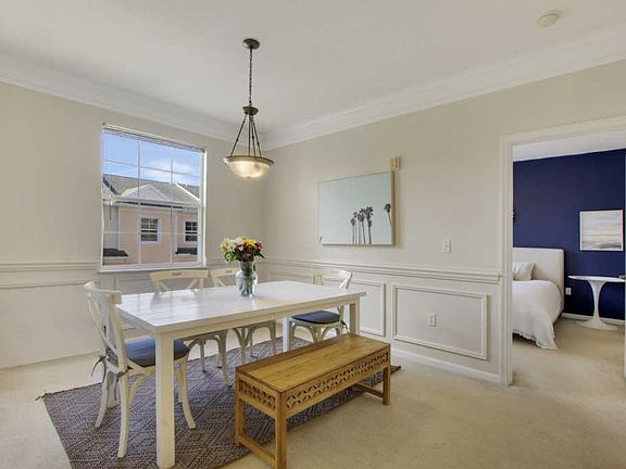 5th image of 275 Murcia Dr APT 211