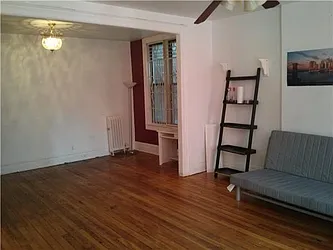 Rented by R New York