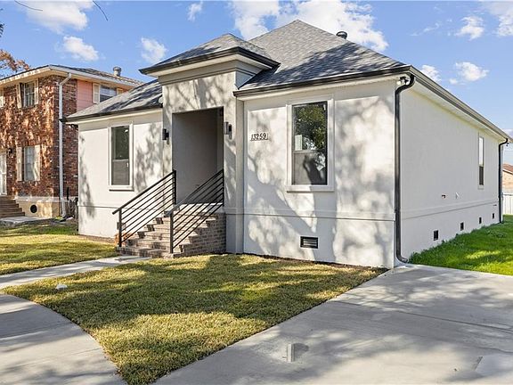 2nd image of 13259 Dwyer Blvd