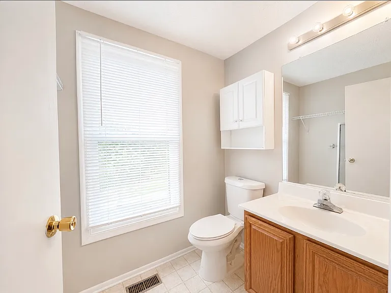 6412 Autumn Gold Ct — Photo 13
