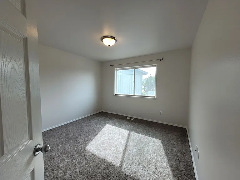 4738 Grumman St — Photo 17