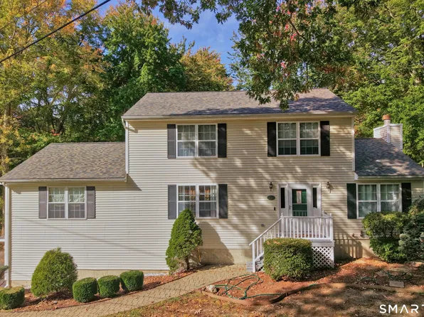 237 Broadbridge Road, Trumbull, CT 06611