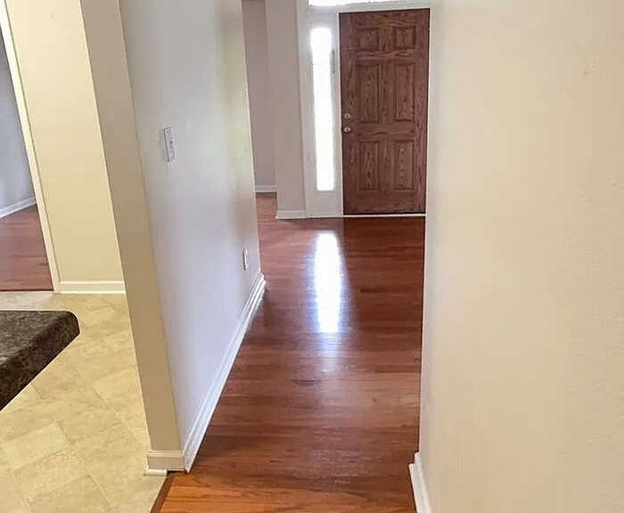 7010 Thornwood Ln SE — Photo 8