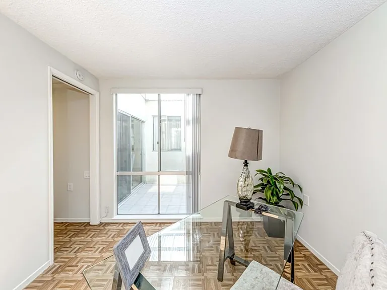 169 Avenida Majorca #B — Photo 2