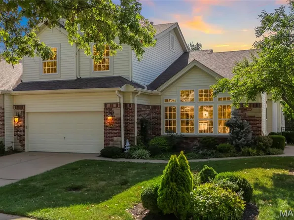 14762 Thornbird Manor Pkwy, Chesterfield, MO 63017