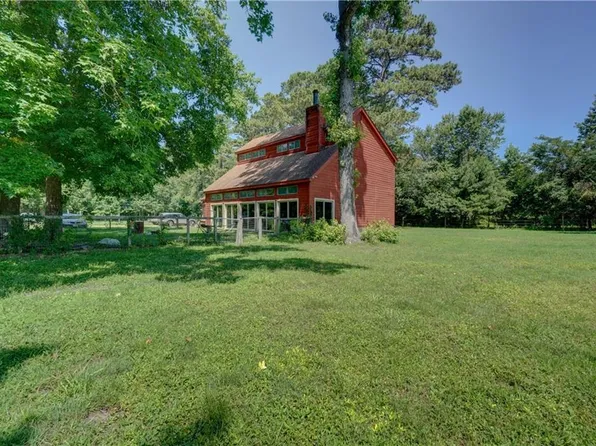 1641 Shillelagh Rd, Chesapeake, VA 23323