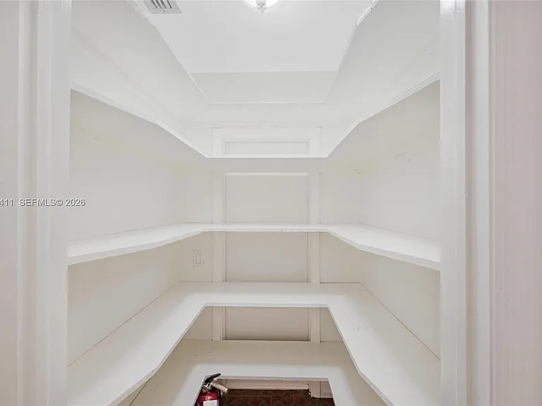 1246 Algardi Ave — Photo 16