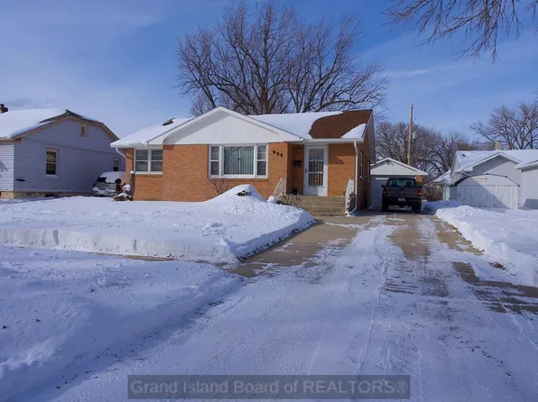 908 W 14th St, Grand Island, NE 68801