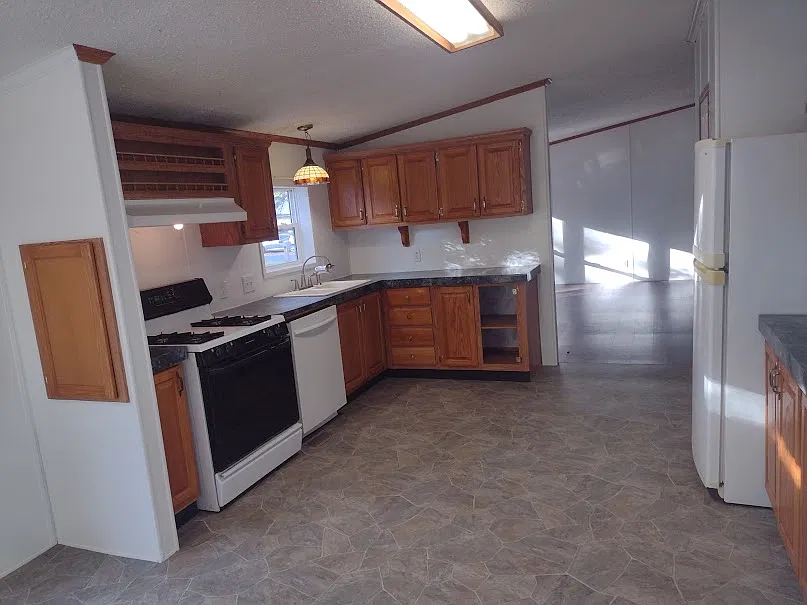 3 bed, 1285 sqft, $1,500 — Photo 3