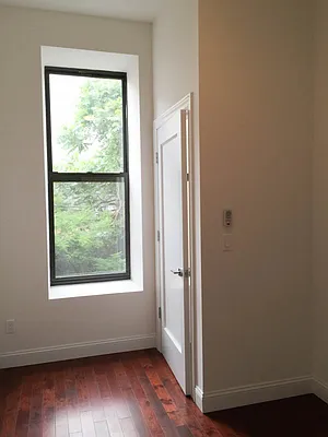 Rented by Bohemia Realty Group | media 26