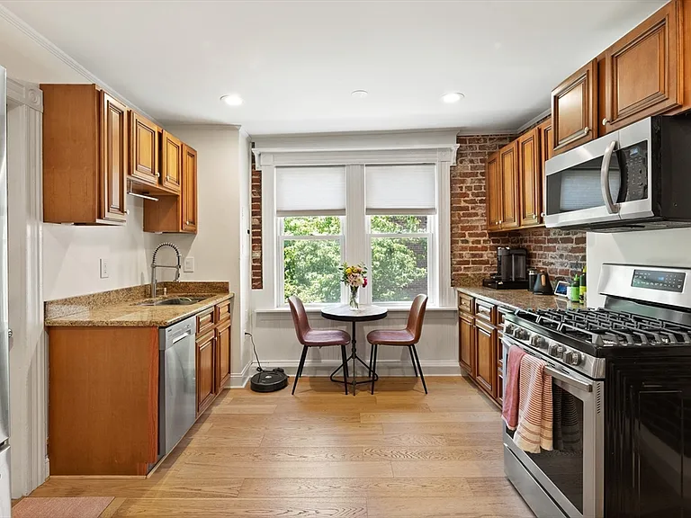 764 Cambridge St #4 — Photo 6