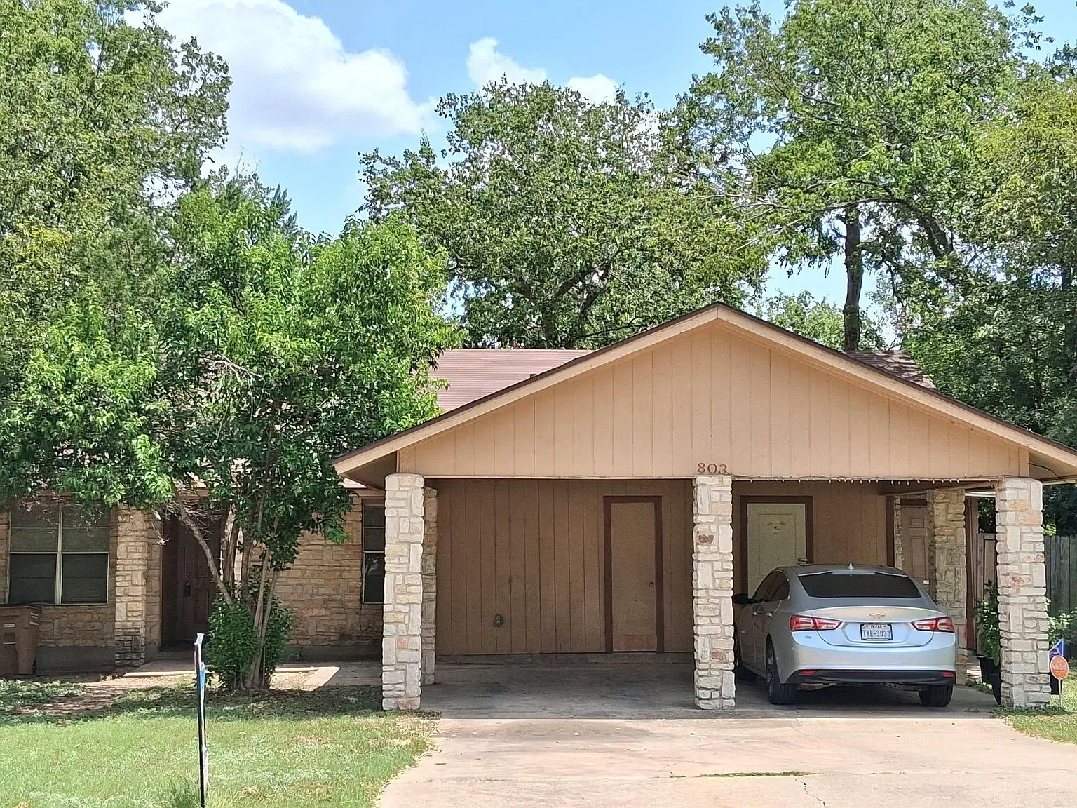 2 bed, 2.0 bath, 1773 sqft, $1,695 — Photo 2