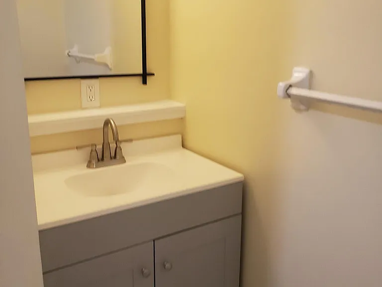 206 E Plymouth St #B — Photo 12