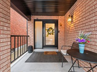 109 Golden Gate Cir, Vaughan, ON