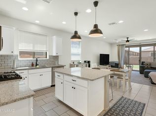 6548 E Via Arroyo Largo, Tucson, AZ 85756
