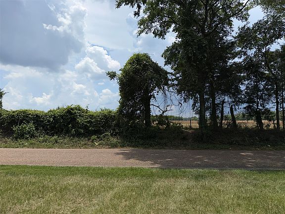 2nd image of 2118 County Road 4110