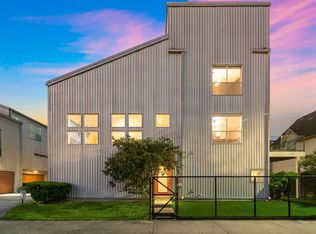 1460 Dennis St, Houston, TX 77004