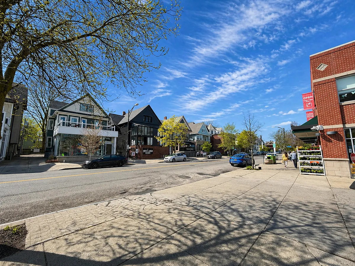 Building Photo - 806 Elmwood Ave #2