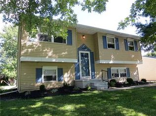 5008 Jolly Dr, Sylvania, OH 43560