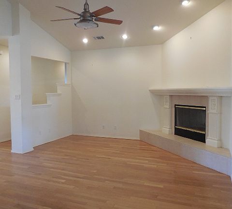 5th image of 1406 N Circle Diamond Dr