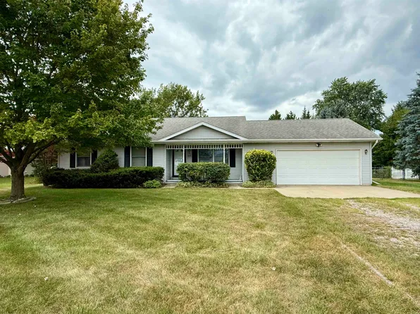 4888 S Eleven Mile Rd, Auburn, MI 48611