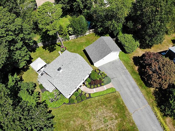 5th image of 46 Siasconset Drive