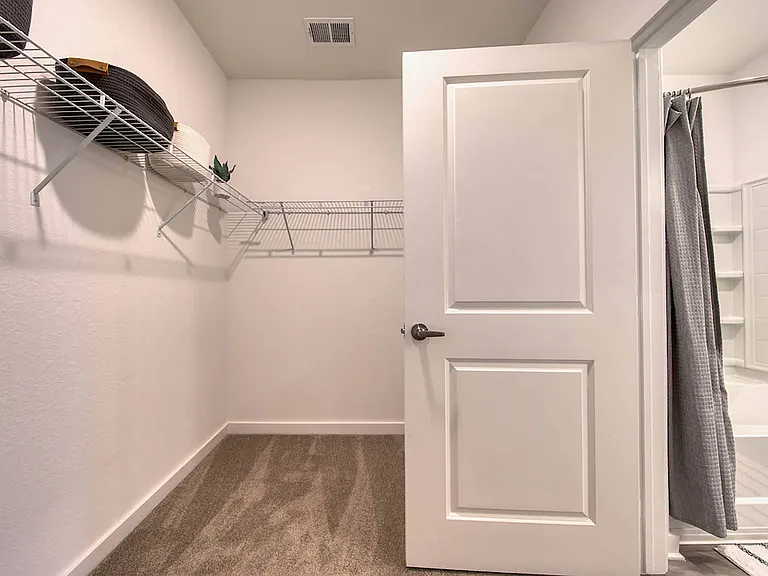 The Howell Port St Lucie Apartments — Photo 28