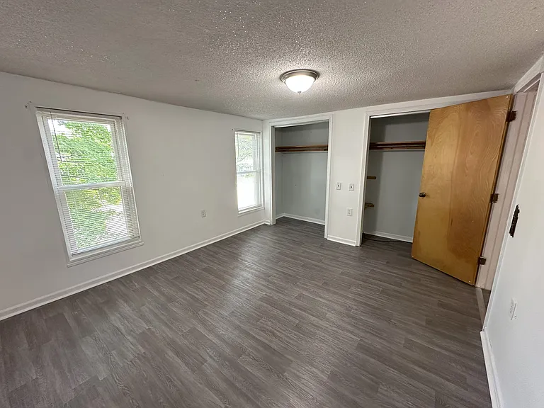 214 W Church St — Photo 21