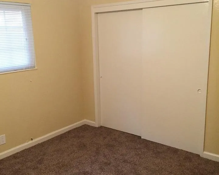 7942 Ney Ave — Photo 8