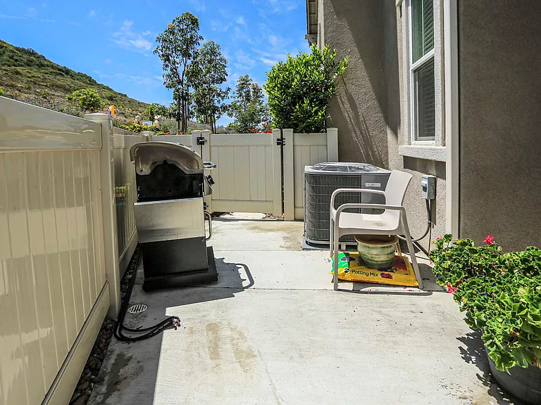 3146 Ceja Pl — Photo 27