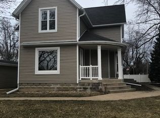 133 W Armstrong St, Seneca, IL 61360