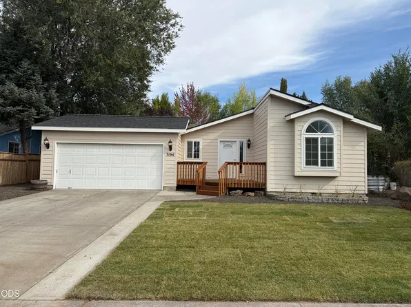 3194 NE Weeping Willow Dr, Bend, OR 97701