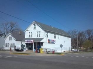 1146 Front St, Aurora, IL 60505