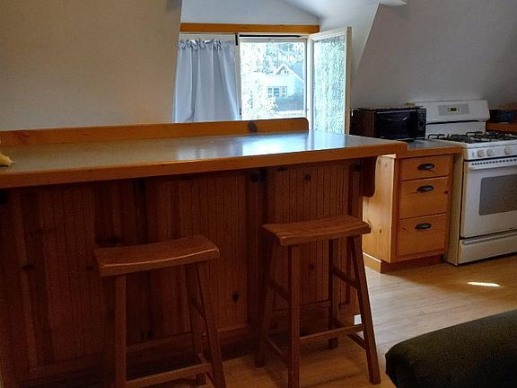 WORK/EATING AREA