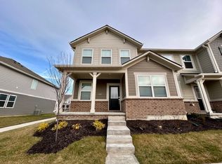 17302 Wellburn Dr, Westfield, IN 46074