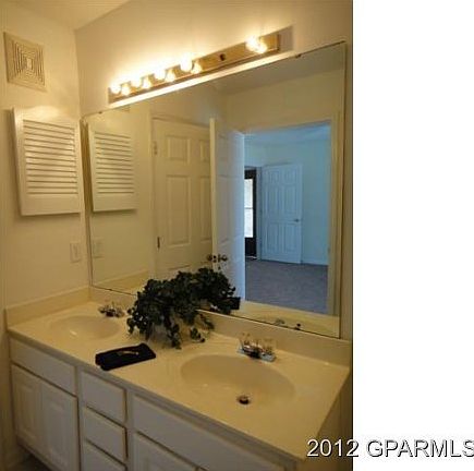 2nd image of 2810 Mulberry Lane #C